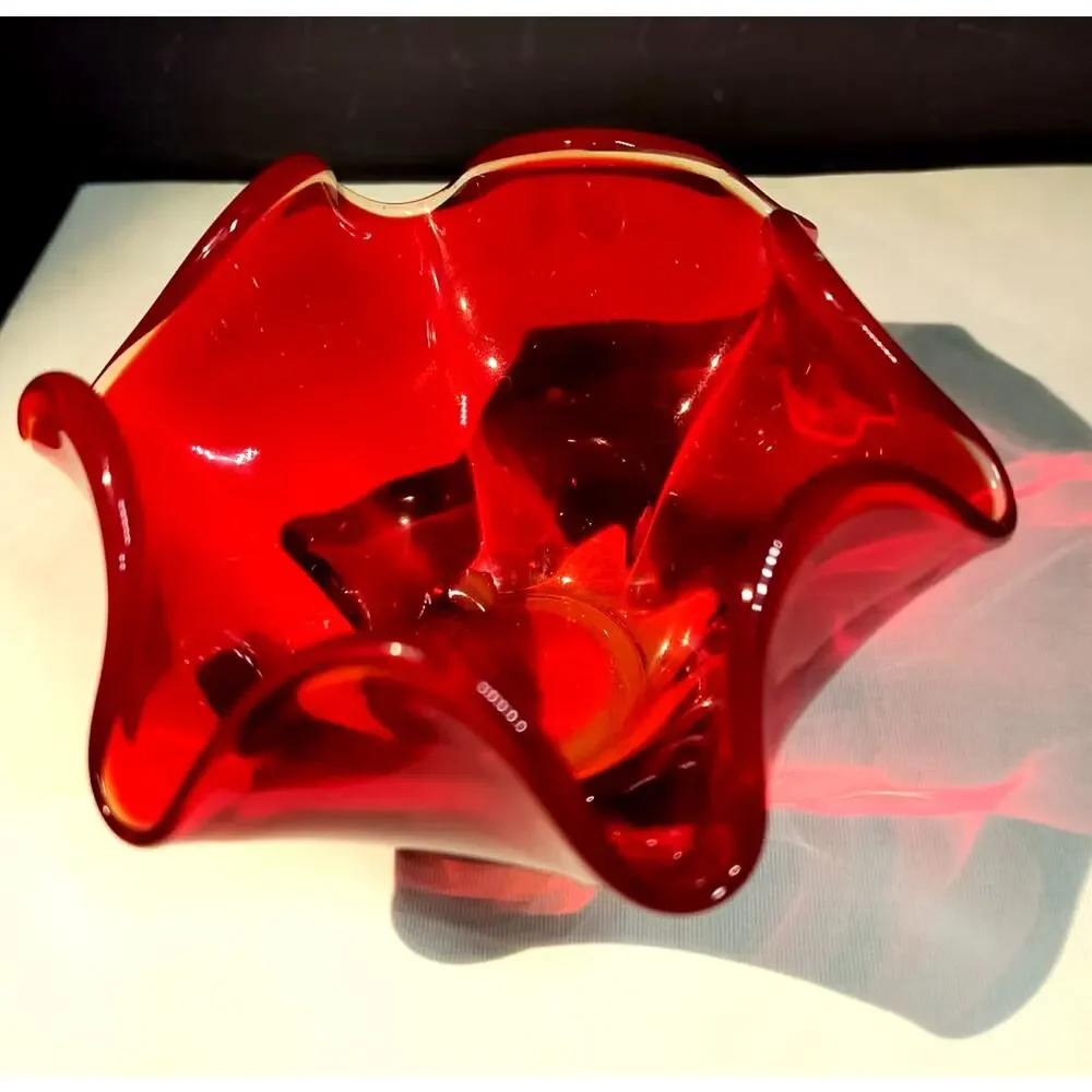 594. Mid Century Modern Handkerchief Bowl Vase Glows by Viking